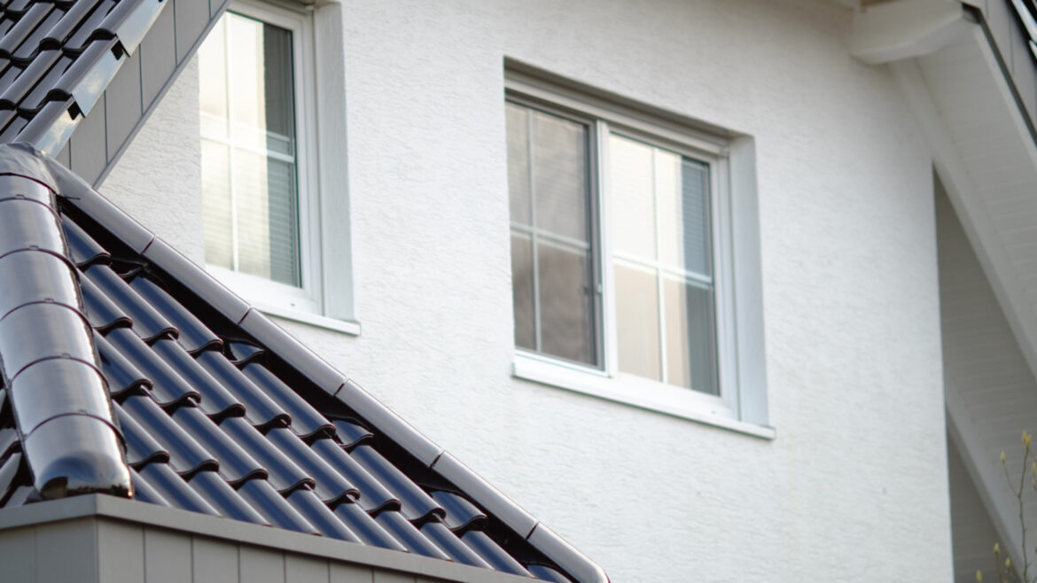 Sécurité et isolation phonique : les atouts insoupçonnés des fenêtres PVC
