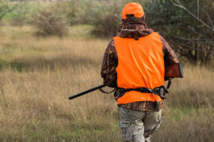 Veste de traque : confort, sécurité et performance pour chaque chasseur